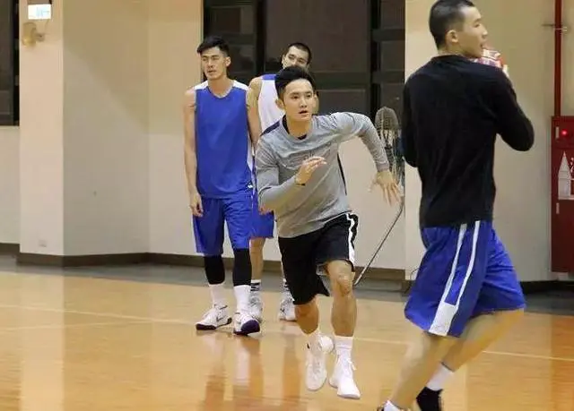 为什么篮球教练的经验很重要_1